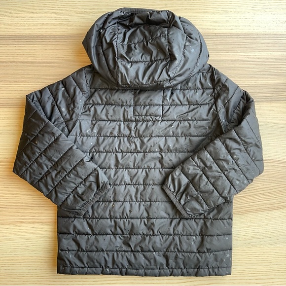 GAP Kids PrimaLoft black on black stars puffer jacket Unisex Size XS (4-5) - Picture 5 of 11
